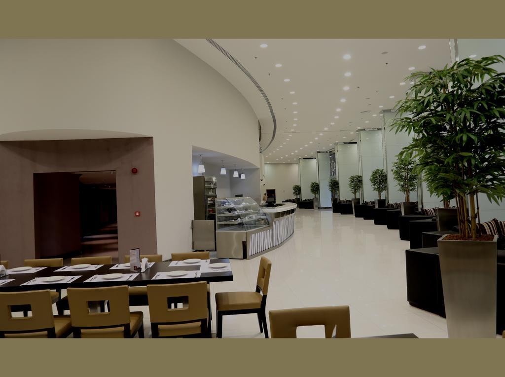 Grand Mayral Hotel Al Khobar Exteriör bild