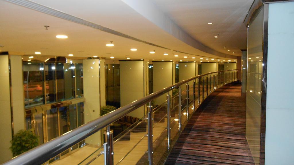Grand Mayral Hotel Al Khobar Exteriör bild